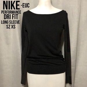 EUC Nike DriFit Long Sleeve T-Sz xs-Black-Wider Neck